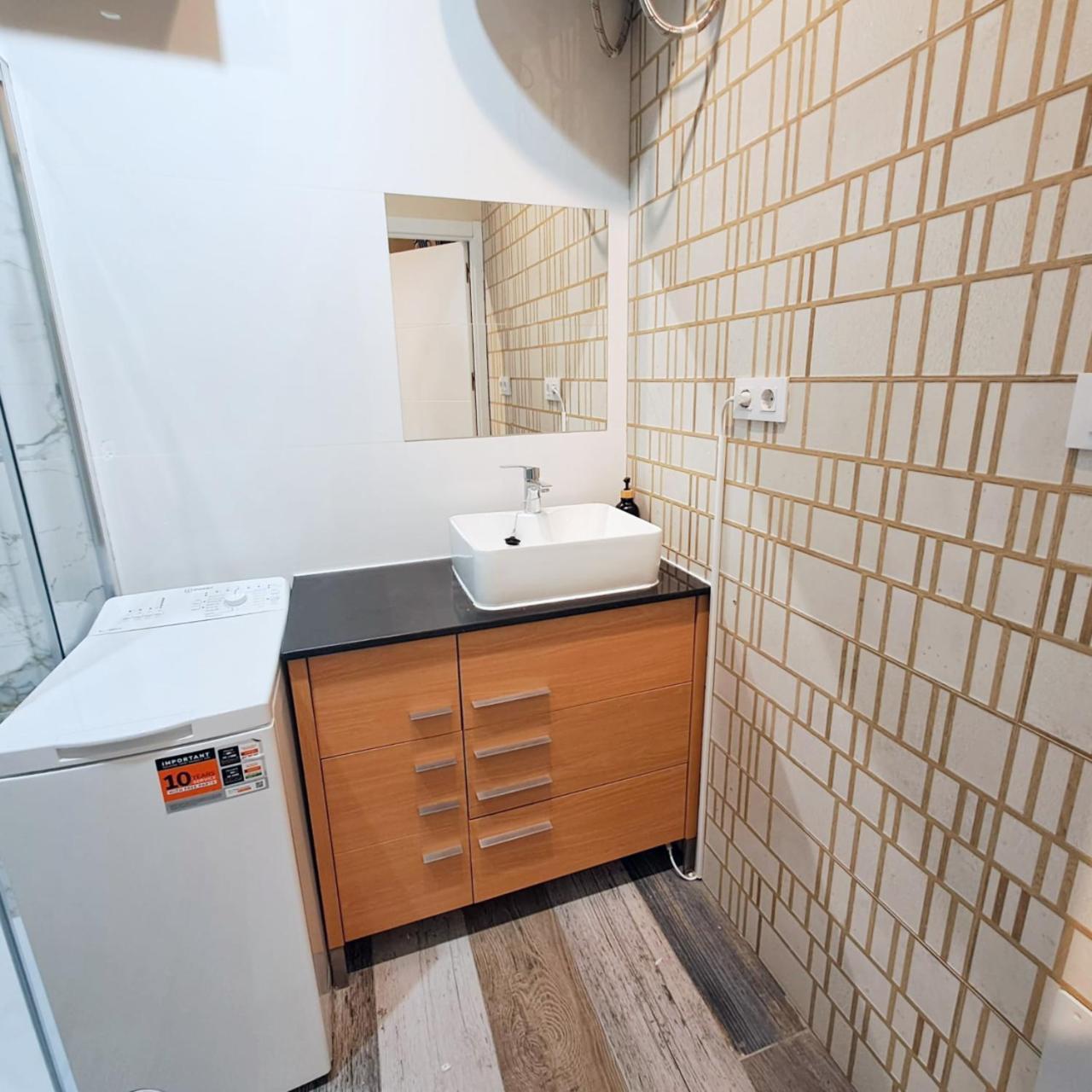 Appartamento Loft Deluxe - Madrid Retiro Esterno foto
